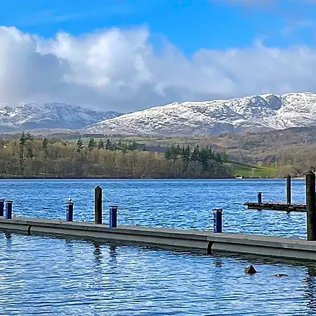 Village de vacances Troutbeck Hot Tub 4 *